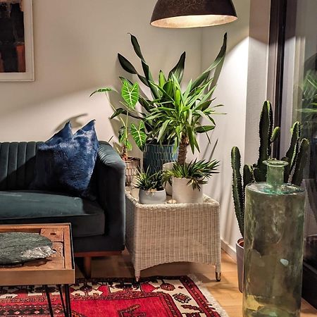Either Private 2B2B Or Shared 1B1B, Luxury, Bright, Spacious Berlin Bagian luar foto